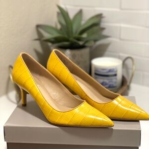 FRANCO SARTO Yellow Tudor 2 Heel